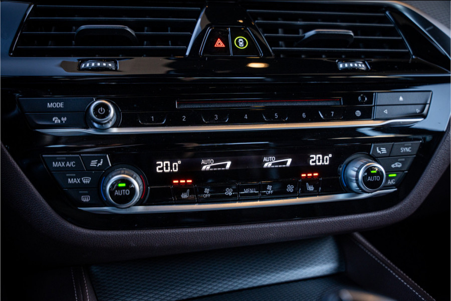 BMW 5 Serie Touring 520i High Executive - M Sport | Panorama | Memory | HUD | Virtual