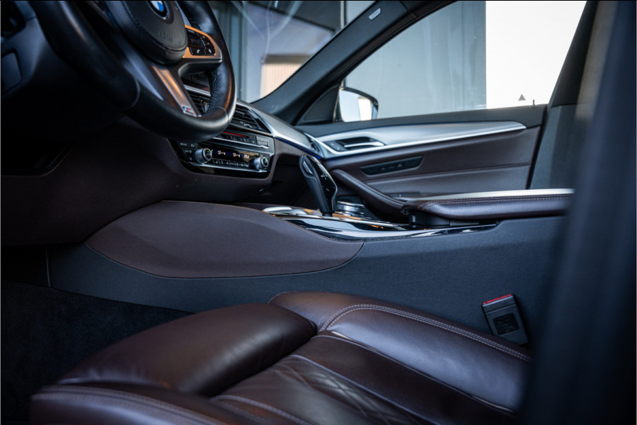 BMW 5 Serie Touring 520i High Executive - M Sport | Panorama | Memory | HUD | Virtual
