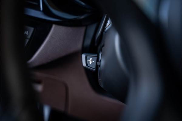 BMW 5 Serie Touring 520i High Executive - M Sport | Panorama | Memory | HUD | Virtual