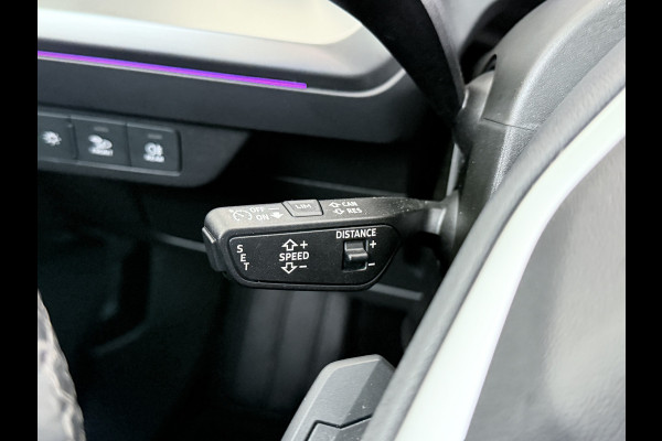 Audi Q4 e-tron L.E. Advanced Plus Pano-dak-Schuifdak Adap.Cruise W-pomp Navi-Plus Sportst.+Verwarmd PDC-a+v Matrix Led Camera Lmv 19" Elek.Achterklep Virtual Cockpit E-Call Bordherkenning Audi Connect +Phone-Box Keyless-Go A-Licht-Dynamisch S.O.H. 92% 1e Eigenaar Origineel Nederlandse Auto €56.174,- Nieuwprijs