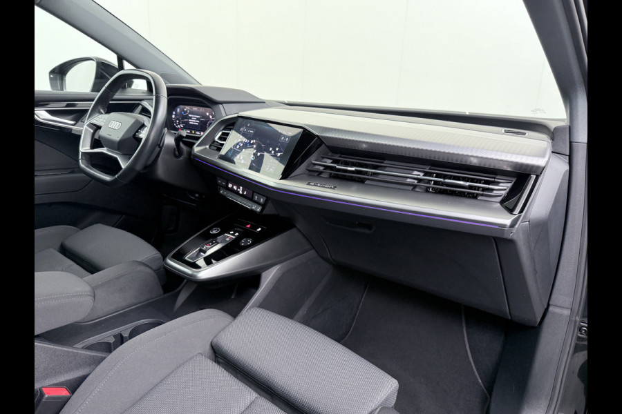 Audi Q4 e-tron L.E. Advanced Plus Pano-dak-Schuifdak Adap.Cruise W-pomp Navi-Plus Sportst.+Verwarmd PDC-a+v Matrix Led Camera Lmv 19" Elek.Achterklep Virtual Cockpit E-Call Bordherkenning Audi Connect +Phone-Box Keyless-Go A-Licht-Dynamisch S.O.H. 92% 1e Eigenaar Origineel Nederlandse Auto €56.174,- Nieuwprijs