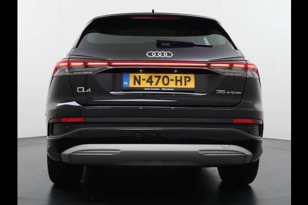 Audi Q4 e-tron L.E. Advanced Plus Pano-dak-Schuifdak Adap.Cruise W-pomp Navi-Plus Sportst.+Verwarmd PDC-a+v Matrix Led Camera Lmv 19" Elek.Achterklep Virtual Cockpit E-Call Bordherkenning Audi Connect +Phone-Box Keyless-Go A-Licht-Dynamisch S.O.H. 92% 1e Eigenaar Origineel Nederlandse Auto €56.174,- Nieuwprijs