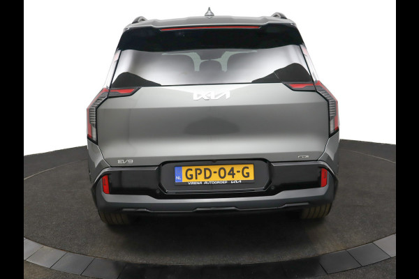 Kia EV9 GT-Line AWD 99.8 kWh - SOH 98,9% Apple Carplay/Android Auto - Cruise Control - Dodehoekdetectie - Elektrische Glazen Schuif-/Kanteldak - Navigatie - Stoel/Stuur Verwarming - Fabrieksgarantie tot 10-2031
