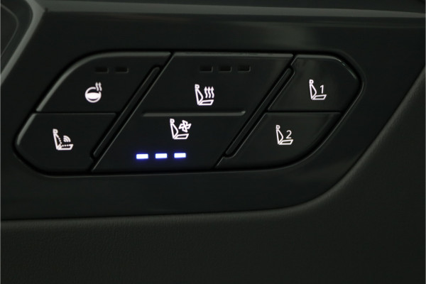 Kia EV9 GT-Line AWD 99.8 kWh - SOH 98,9% Apple Carplay/Android Auto - Cruise Control - Dodehoekdetectie - Elektrische Glazen Schuif-/Kanteldak - Navigatie - Stoel/Stuur Verwarming - Fabrieksgarantie tot 10-2031