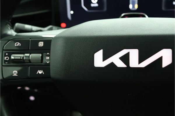 Kia EV9 GT-Line AWD 99.8 kWh - SOH 98,9% Apple Carplay/Android Auto - Cruise Control - Dodehoekdetectie - Elektrische Glazen Schuif-/Kanteldak - Navigatie - Stoel/Stuur Verwarming - Fabrieksgarantie tot 10-2031