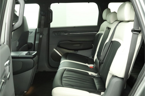 Kia EV9 GT-Line AWD 99.8 kWh - SOH 98,9% Apple Carplay/Android Auto - Cruise Control - Dodehoekdetectie - Elektrische Glazen Schuif-/Kanteldak - Navigatie - Stoel/Stuur Verwarming - Fabrieksgarantie tot 10-2031