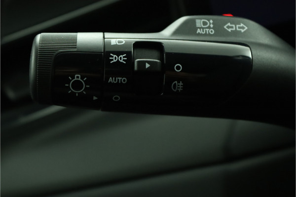 Kia EV9 GT-Line AWD 99.8 kWh - SOH 98,9% Apple Carplay/Android Auto - Cruise Control - Dodehoekdetectie - Elektrische Glazen Schuif-/Kanteldak - Navigatie - Stoel/Stuur Verwarming - Fabrieksgarantie tot 10-2031