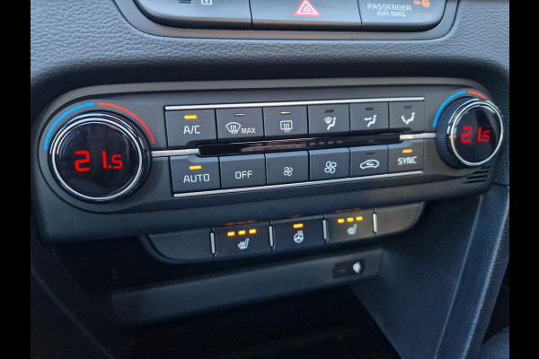 Kia Ceed Sportswagon 1.5 T-GDi GT-Line | Pano | Stoelverwarming | LED | Climate | Elek. Achterklep |