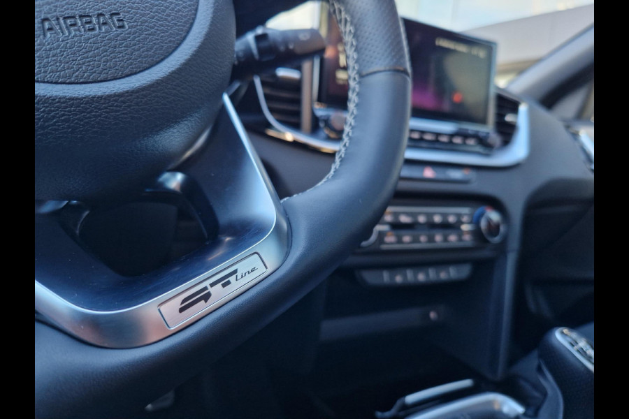 Kia Ceed Sportswagon 1.5 T-GDi GT-Line | Pano | Stoelverwarming | LED | Climate | Elek. Achterklep |