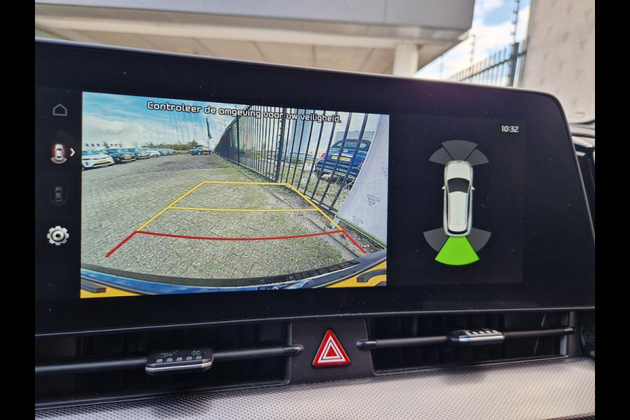 Kia Sportage 1.6 T-GDi Plug-in Hybrid AWD DynamicPlusLine | Pano | Dodehoek | LED | Stoelverwarming | Key-Less |