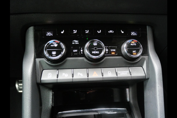 Škoda Karoq 1.5 TSI ACT SPORTLINE | AUTOMAAT | A.C.C | VIRTUAL | TREKHAAK | 1e EIG | DEALER O-H!!