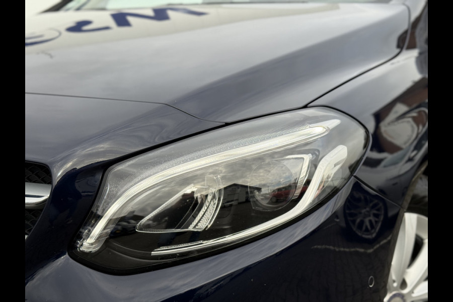 Mercedes-Benz B-Klasse 180 Lease Edition Plus | Trekhaak | Pano | Navi | Camera | PDC | LED