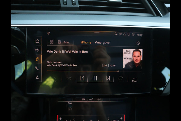 Audi e-tron 50 quattro Business edition Plus 71 kWh / Panoramadak / Sportstoelen / SOH 91%