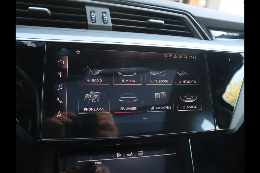 Audi e-tron 50 quattro Business edition Plus 71 kWh / Panoramadak / Sportstoelen / SOH 91%