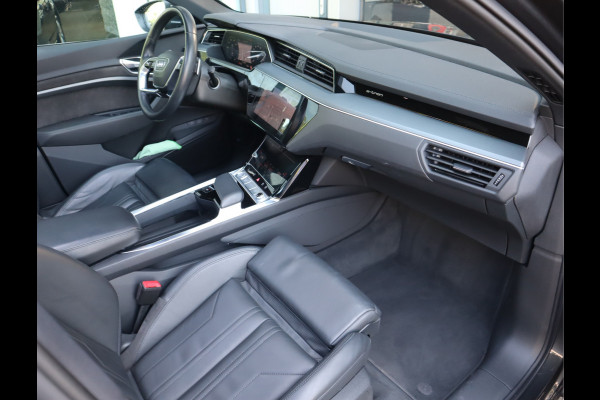 Audi e-tron 50 quattro Business edition Plus 71 kWh / Panoramadak / Sportstoelen / SOH 91%