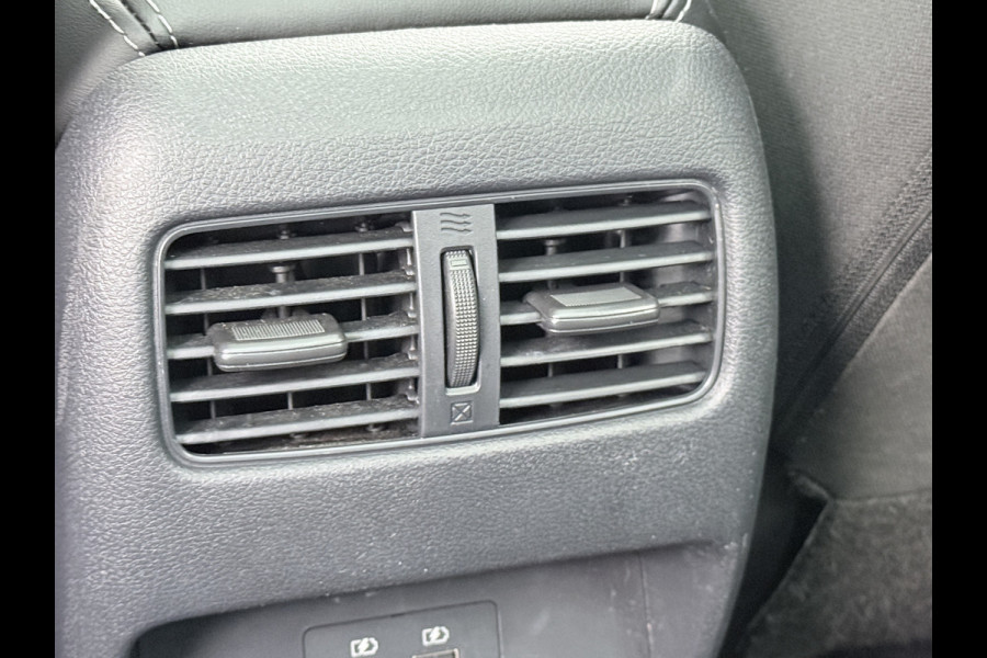 Nissan QASHQAI AUT T158PK MHEV Pano-dak 360°Camera Trekhaak N-Connecta Adaptieve Cruise Hybrid Apple Carplay Android Auto Navi Ecc Pdc DAB Lmv Led Bluetooth Privacy Glas Wifi Xtronic N-Connecta Origineel Nederlandse Auto € 45.000 nieuw