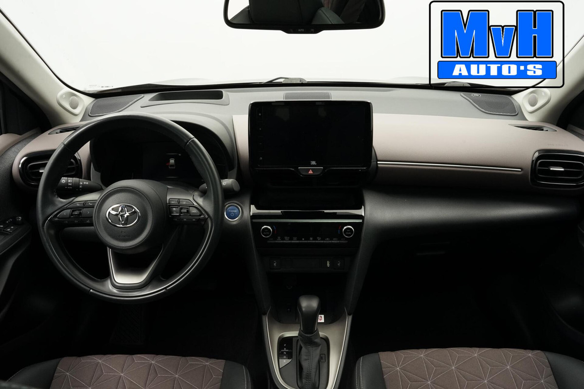 Toyota Yaris Cross 1.5 Hybrid Executive|PANO|JBL|LEER|TREKHAAK