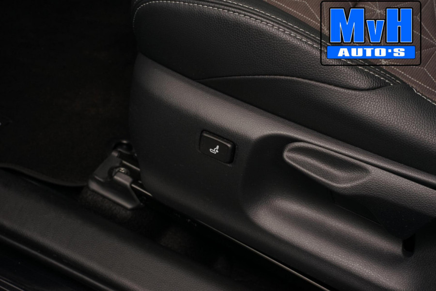 Toyota Yaris Cross 1.5 Hybrid Executive|PANO|JBL|LEER|TREKHAAK