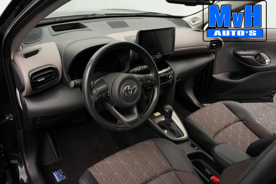 Toyota Yaris Cross 1.5 Hybrid Executive|PANO|JBL|LEER|TREKHAAK