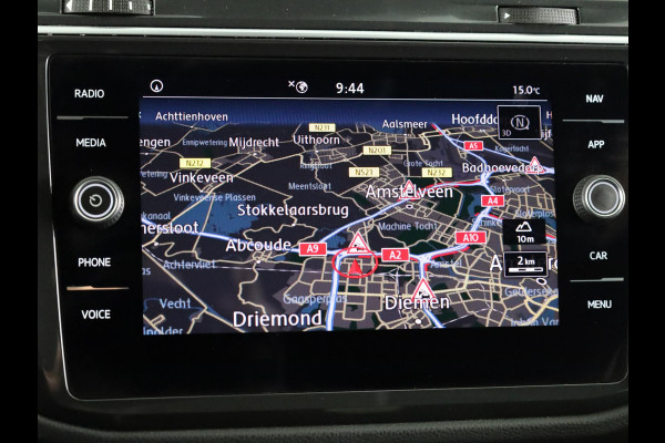 Volkswagen Tiguan 1.5 TSI ACT Highline Automaat (DSG) | Navigatie | Parkeersensoren | Stoelverwarming | Trekhaak |