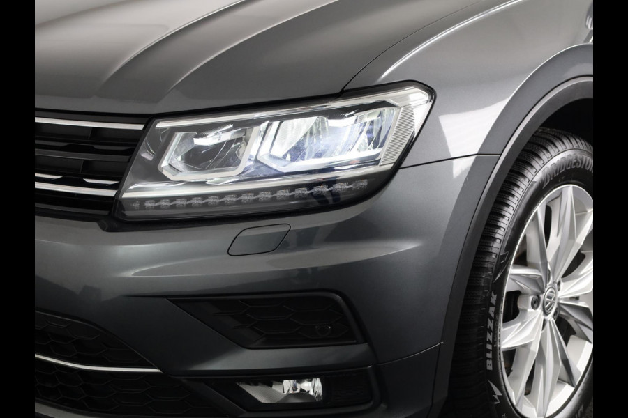 Volkswagen Tiguan 1.5 TSI ACT Highline Automaat (DSG) | Navigatie | Parkeersensoren | Stoelverwarming | Trekhaak |