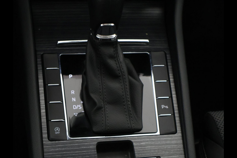 Škoda Superb Combi 1.5 TSI ACT Business Edition Automaat | Navigatie | Stoelverwarming | Camera |