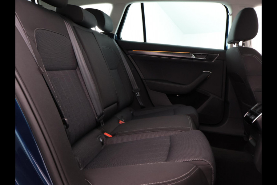 Škoda Superb Combi 1.5 TSI ACT Business Edition Automaat | Navigatie | Stoelverwarming | Camera |