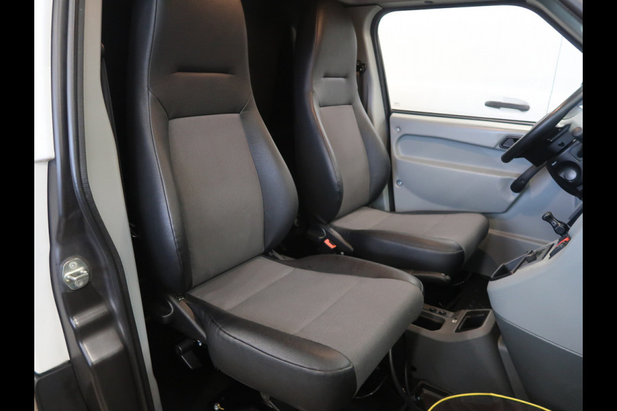 Maxus E-Deliver 3 / Streetscooter Box 40 Kwh - 48 Kw  Navi bereik 160 Km LED Pakket