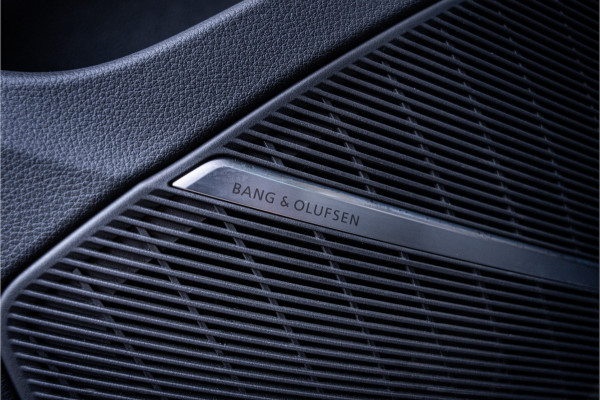 Audi Q8 55 TFSI e quattro Pro Line - Panorama | RS Seats | Luchtvering | B&O | Stoelkoeling & Massage