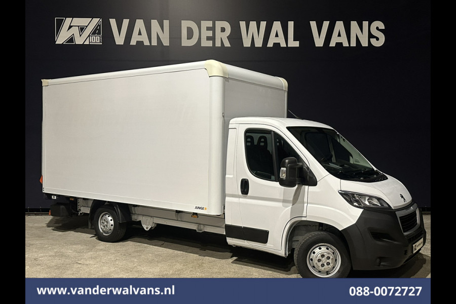 Peugeot Boxer 2.2 BlueHDi 141pk Bakwagen Laadklep Euro6 Airco | Cruisecontrol | 985kg laadvermogen Bijrijdersbank.
