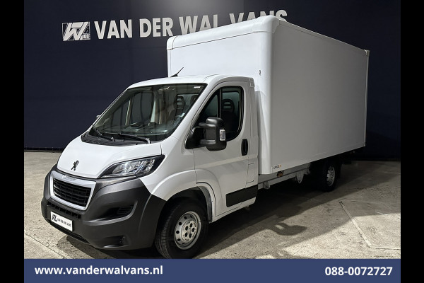 Peugeot Boxer 2.2 BlueHDi 141pk Bakwagen Laadklep Euro6 Airco | Cruisecontrol | 985kg laadvermogen Bijrijdersbank