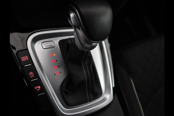 Kia Ceed 1.5 T-GDi MHEV GT-Line | 160pk | Camera | Carplay | Navigatie | Sportstuur | DAB | Parkeerhulp | Getint glas | Cruise control