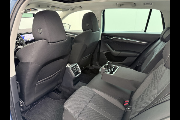 Škoda Octavia Combi 1.5T 150PK Pano-Dak Adap.Cruise Navi Trekhaak Ecc Apple Carplay Android Auto First Edition Elek.Achterklep Virtual Cockpit Pdc Keyless Wifi 1e Eigenaar Origineel Nederlandse Auto