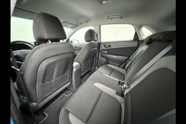 Hyundai Kona 1.6I HEV AUT-6 141pk Adap.Cruise Trekhaak HUD Camera Android Apple Carplay Navi Bordherkenning PDC Fashion Keyless Head-Up-Display Lane-Assist+ACC ESP Mild Hybride Priv.Glass Botsing waarsch syst Dodehoek-assistent