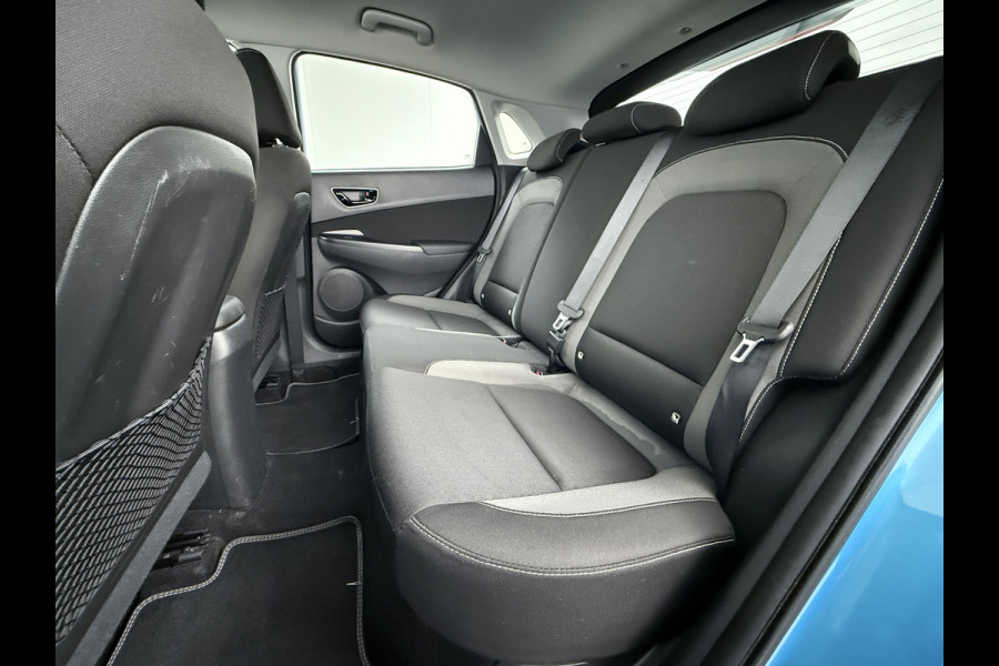 Hyundai Kona 1.6I HEV AUT-6 141pk Adap.Cruise Trekhaak HUD Camera Android Apple Carplay Navi Bordherkenning PDC Fashion Keyless Head-Up-Display Lane-Assist+ACC ESP Mild Hybride Priv.Glass Botsing waarsch syst Dodehoek-assistent