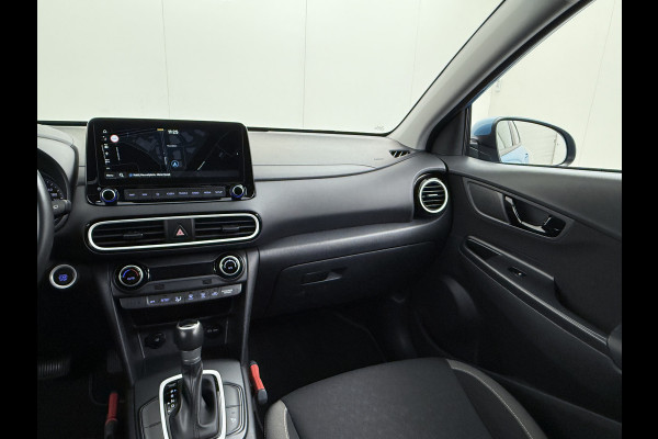 Hyundai Kona 1.6I HEV AUT-6 141pk Adap.Cruise Trekhaak HUD Camera Android Apple Carplay Navi Bordherkenning PDC Fashion Keyless Head-Up-Display Lane-Assist+ACC ESP Mild Hybride Priv.Glass Botsing waarsch syst Dodehoek-assistent