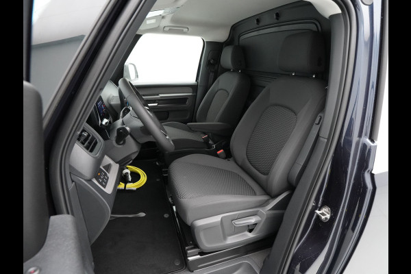 Volkswagen ID. Buzz Cargo Anniversary Edition 79 kWh 250kW 340PK 4MOTION Two Tone Wit/Blauw