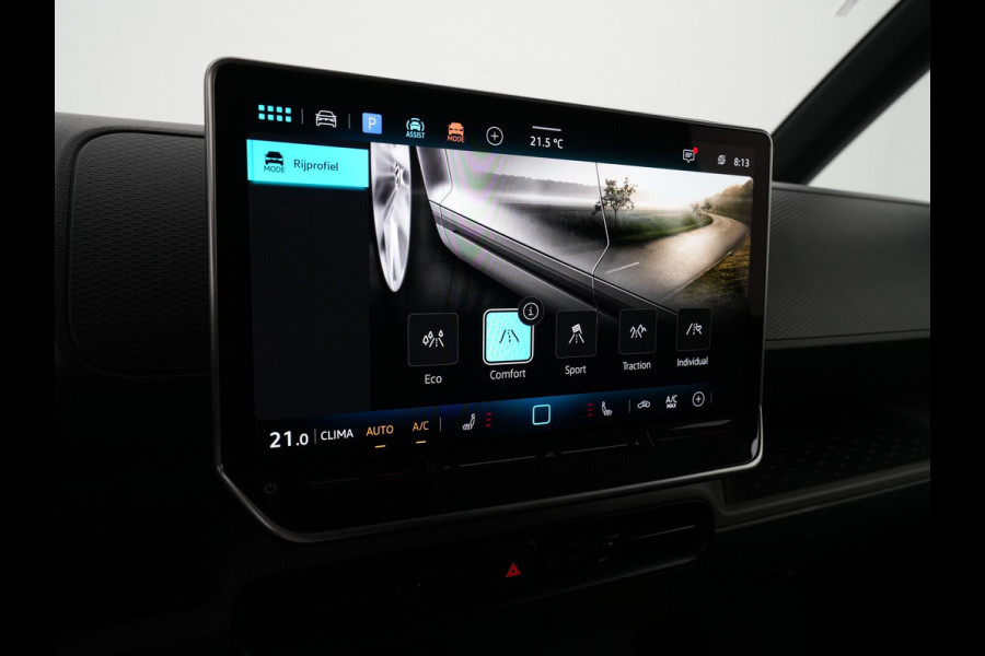 Volkswagen ID. Buzz Cargo Anniversary Edition 79 kWh 250kW 340PK 4MOTION Two Tone Wit/Blauw