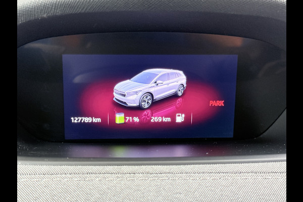 Škoda ENYAQ iV 80 Trekhaak Camera 1/2 Leer Apple Carplay Android First Edition Navi Ecc 19"lm PDC-a+v Cruise Control E-Call SOH.90% Stuurverwarming Led Isofix Keyless-Go DAB Rijstrooksensor Origineel Nederlandse Auto Nieuwprijs €49.645,-
