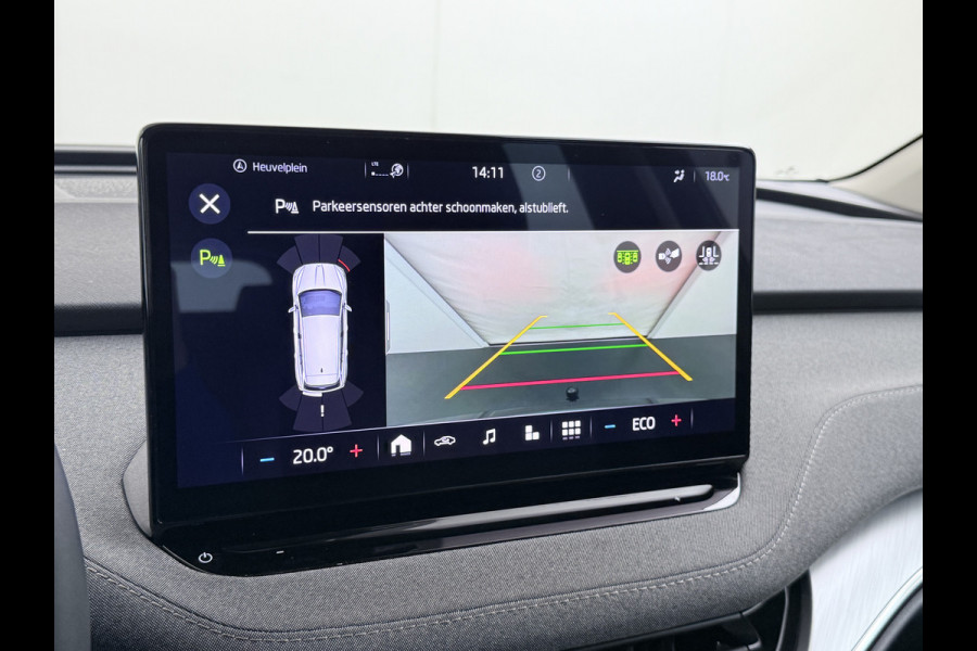 Škoda ENYAQ iV 80 Trekhaak Camera 1/2 Leer Apple Carplay Android First Edition Navi Ecc 19"lm PDC-a+v Cruise Control E-Call SOH.90% Stuurverwarming Led Isofix Keyless-Go DAB Rijstrooksensor Origineel Nederlandse Auto Nieuwprijs €49.645,-