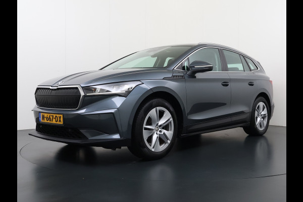 Škoda ENYAQ iV 80 Trekhaak Camera 1/2 Leer Apple Carplay Android First Edition Navi Ecc 19"lm PDC-a+v Cruise Control E-Call SOH.90% Stuurverwarming Led Isofix Keyless-Go DAB Rijstrooksensor Origineel Nederlandse Auto Nieuwprijs €49.645,-