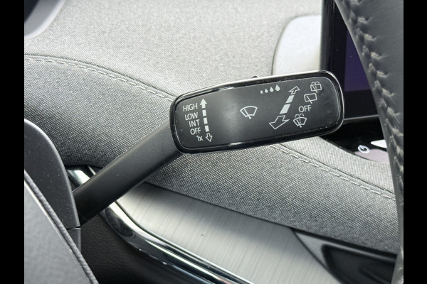 Škoda ENYAQ iV 80 Trekhaak Camera 1/2 Leer Apple Carplay Android First Edition Navi Ecc 19"lm PDC-a+v Cruise Control E-Call SOH.90% Stuurverwarming Led Isofix Keyless-Go DAB Rijstrooksensor Origineel Nederlandse Auto Nieuwprijs €49.645,-