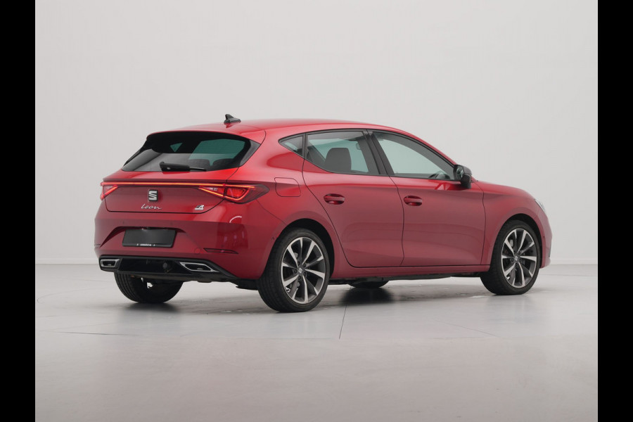 Seat Leon 1.4 TSI 204pk eHybrid PHEV FR Navigatie Camera Keyless Parkassist 18"velgen 29