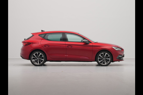 Seat Leon 1.4 TSI 204pk eHybrid PHEV FR Navigatie Camera Keyless Parkassist 18"velgen 29