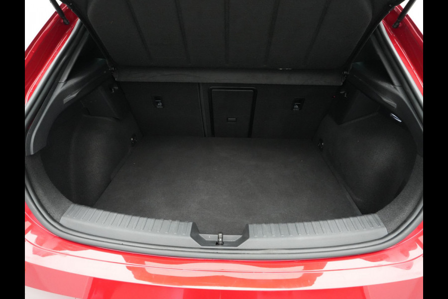 Seat Leon 1.4 TSI 204pk eHybrid PHEV FR Navigatie Camera Keyless Parkassist 18"velgen 29