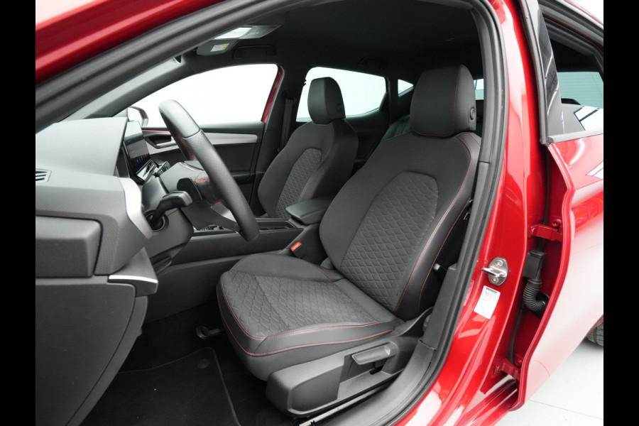 Seat Leon 1.4 TSI 204pk eHybrid PHEV FR Navigatie Camera Keyless Parkassist 18"velgen 29