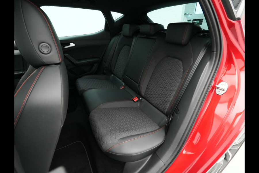 Seat Leon 1.4 TSI 204pk eHybrid PHEV FR Navigatie Camera Keyless Parkassist 18"velgen 29