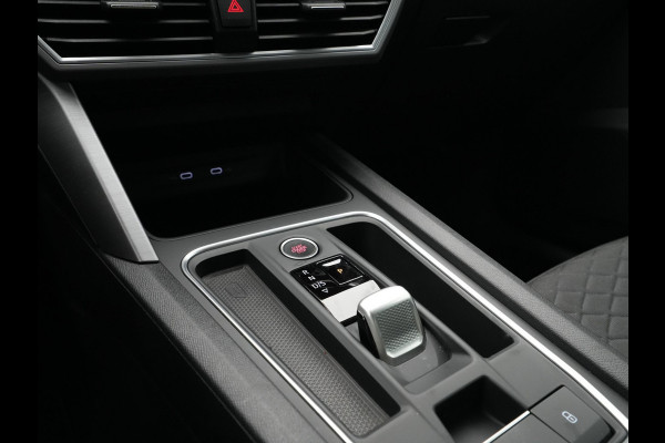 Seat Leon 1.4 TSI 204pk eHybrid PHEV FR Navigatie Camera Keyless Parkassist 18"velgen 29
