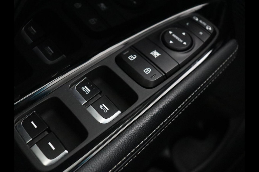 Kia Niro 1.6 GDI Hybrid DynamicLine | Adaptive cruise | cruise | Camera | Carplay | Half leder | Navigatie | DAB | Climate control | Parkeerhulp