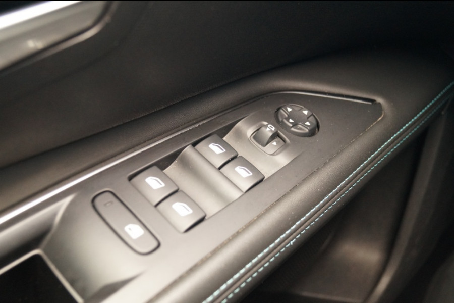 Peugeot 5008 1.2 PureTech Automaat Allure 7-persoons -NAVI-ECC-